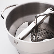 Stainless Steel Food Mill with 2 Interchangeable Disks